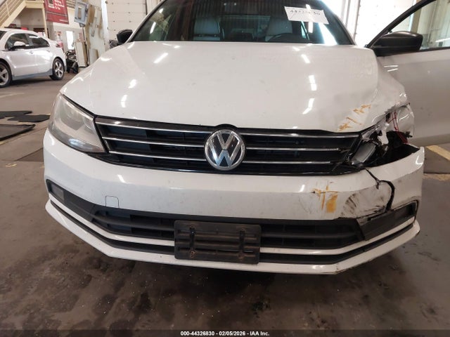 3VWD17AJ3GM294688 Volkswagen Jetta 1.8t Sport