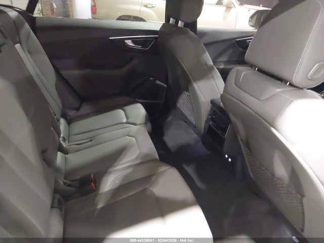 2019 AUDI Q8 WA1BVAF16KD038578 Photo 7