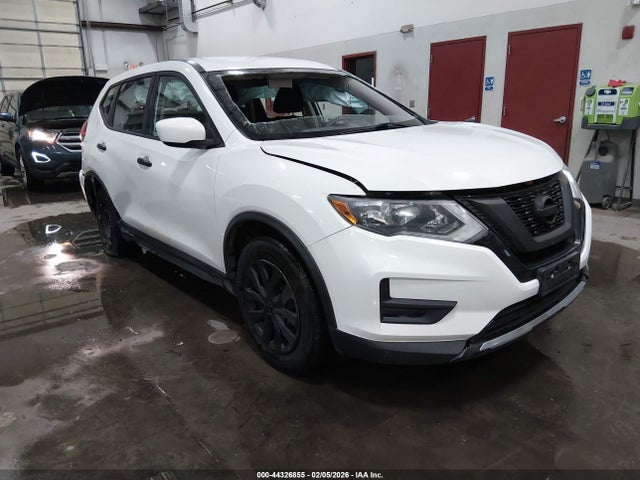 2017 NISSAN ROGUE KNMAT2MVXHP514180 Photo 0