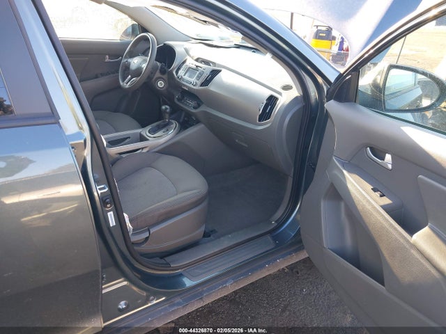 Продажа на аукционе авто 2015 Kia Sportage Lx, vin: KNDPBCAC8F7711125, номер лота: 44326870