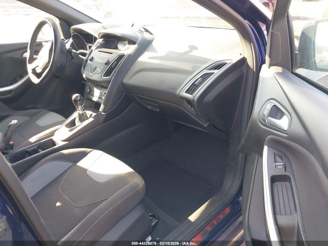 2017 FORD FOCUS ST 1FADP3L97HL221765 Photo 4