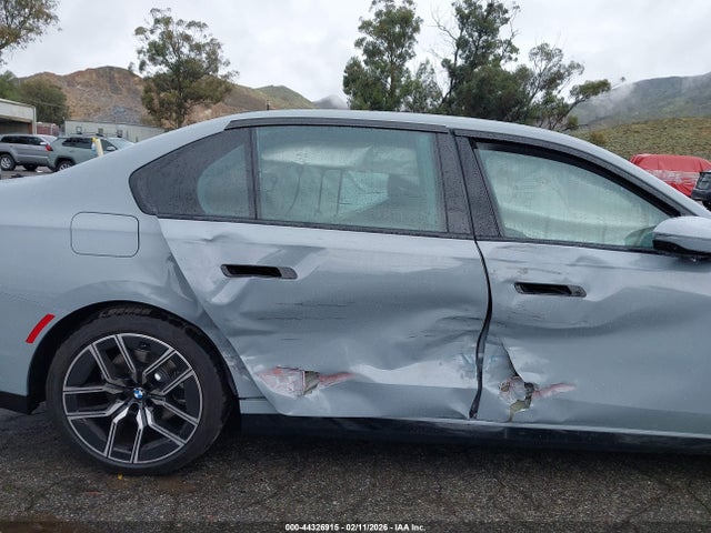 2023 BMW 740 WBA23EH05PCM73559 Photo 5