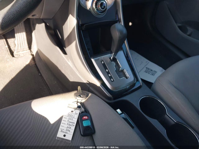 2013 HYUNDAI ELANTRA KMHDH4AE6DU688799 Photo 10