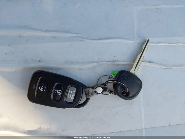 Hyundai ELANTRA SE 2019 5NPD74LF4KH432908 Image 11
