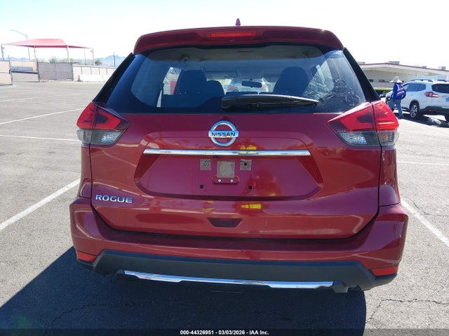 Nissan ROGUE S 2017 JN8AT2MTXHW392008 Image 16