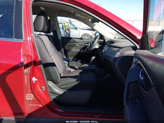 Nissan ROGUE S 2017 JN8AT2MTXHW392008 Image 5
