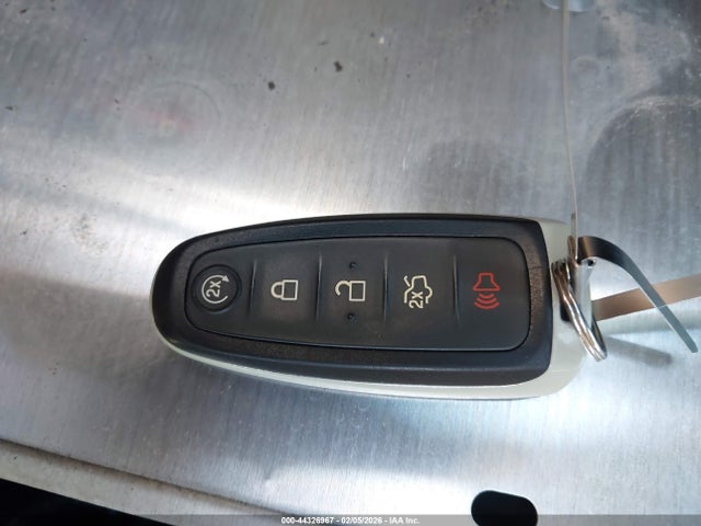 2LMDJ6JK6EBL14355 Lincoln MKX