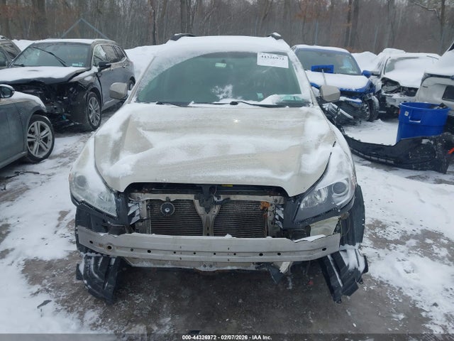 Продаж на аукціоні авто 2014 Subaru Outback 2.5i Limited, vin: 4S4BRBLC3E3274603, номер лоту: 44326972