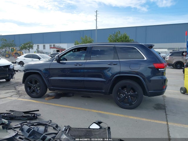 1C4RJEAG5FC218388 Jeep Grand Cherokee Altitude
