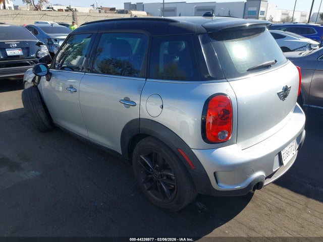 2015 MINI COUNTRYMAN WMWZC3C5XFWT01675 Photo 2