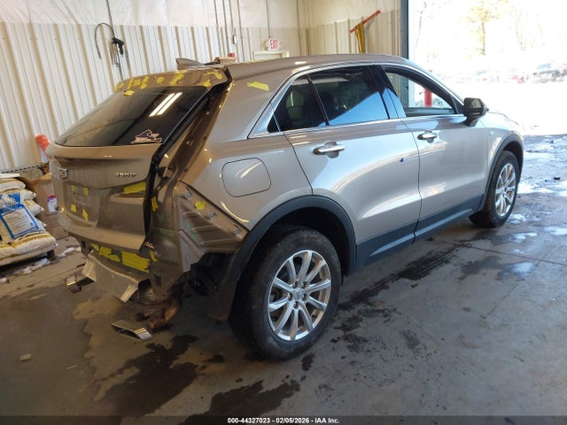 2022 CADILLAC XT4 1GYAZAR47NF112170 Photo 3