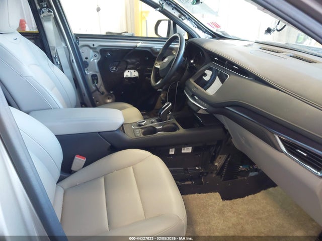 2022 CADILLAC XT4 1GYAZAR47NF112170 Photo 4