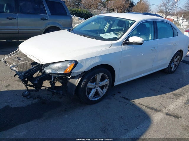 Продаж на аукціоні авто 2014 Volkswagen Passat 2.5l Se, vin: 1VWBP7A36EC002053, номер лоту: 44327025