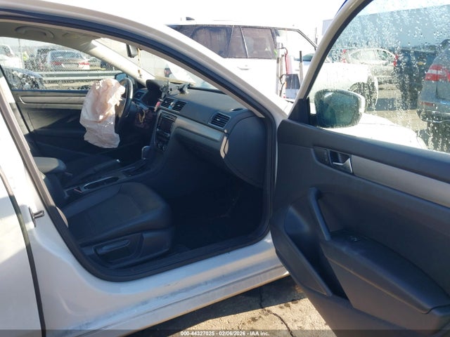 Продаж на аукціоні авто 2014 Volkswagen Passat 2.5l Se, vin: 1VWBP7A36EC002053, номер лоту: 44327025