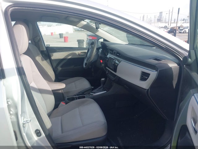 5YFBURHE3GP388942 Toyota COROLLA LE