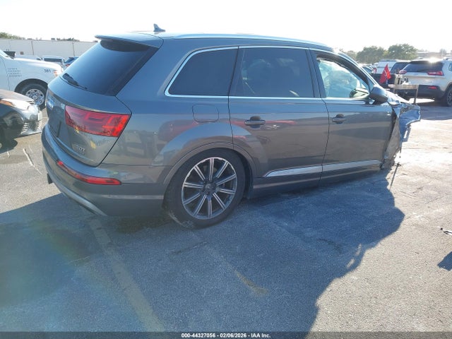 2017 AUDI Q7 WA1VAAF76HD007045 Photo 3