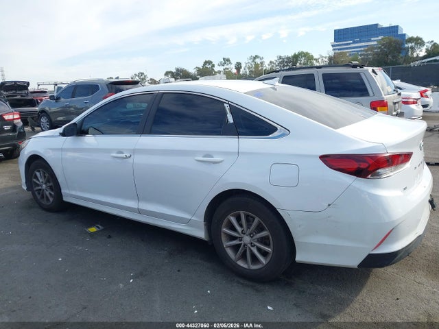Hyundai SONATA SE 2019 5NPE24AF1KH740835 Image 14