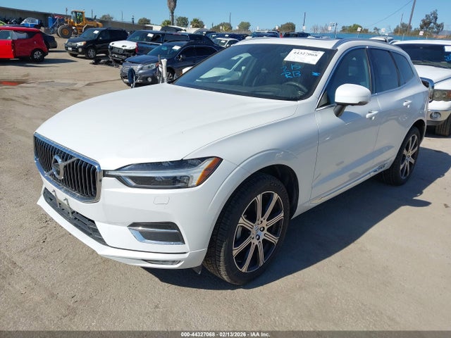 2020 VOLVO XC60 YV4102DL4L1504566 Photo 1