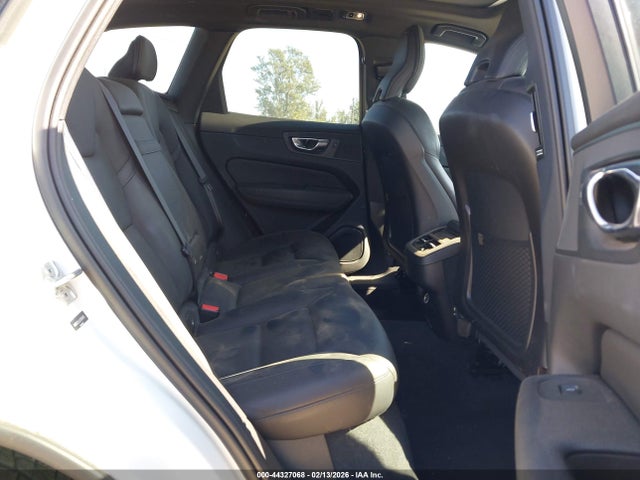 2020 VOLVO XC60 YV4102DL4L1504566 Photo 7