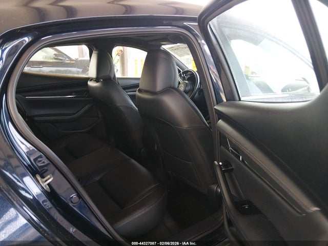 JM1BPALL8M1402817 Mazda Mazda3 Preferred
