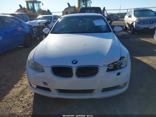 Продажа на аукционе авто 2009 Bmw 328i, vin: WBAWL13549PX25584, номер лота: 44327097