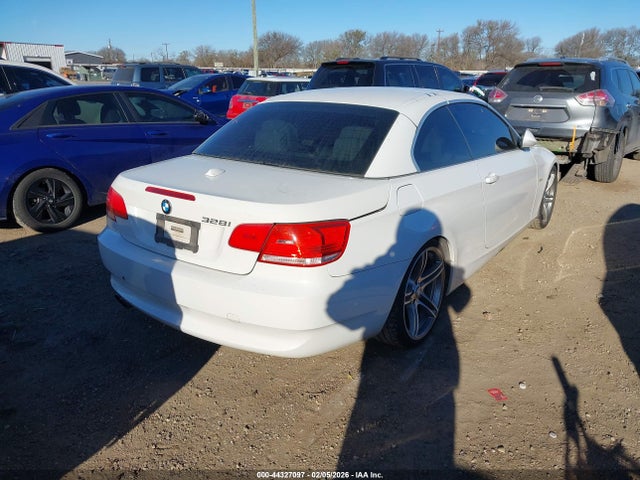 Продажа на аукционе авто 2009 Bmw 328i, vin: WBAWL13549PX25584, номер лота: 44327097