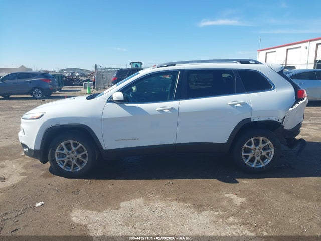 Jeep Cherokee Latitude 2016 1C4PJMCB7GW164336 Image 14