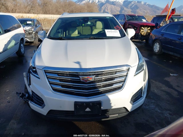 1GYKNFRS3KZ276733 Cadillac Xt5 Premium Luxury