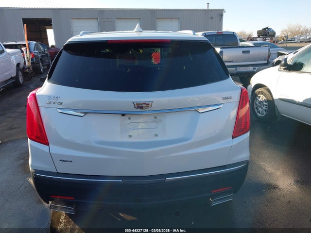 1GYKNFRS3KZ276733 Cadillac Xt5 Premium Luxury