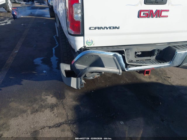 1GTG5BEAXF1156935 GMC CANYON SLE