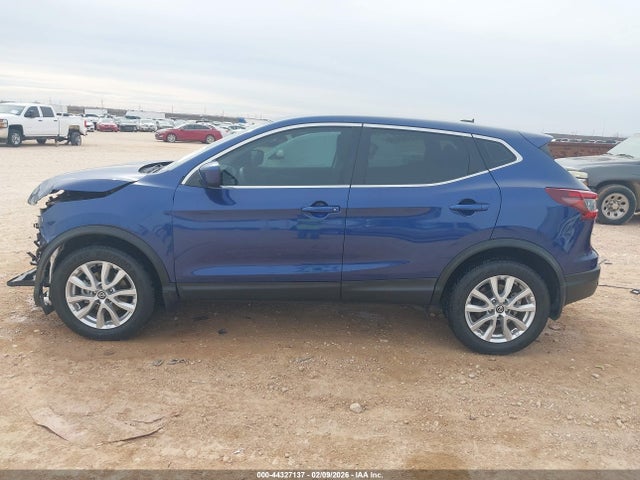 JN1BJ1AVXNW342892 Nissan Rogue Sport S Fwd Xtronic Cvt