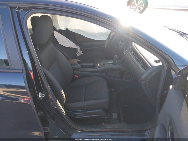 2019 HONDA HR-V 3CZRU6H35KG712204 Photo 4