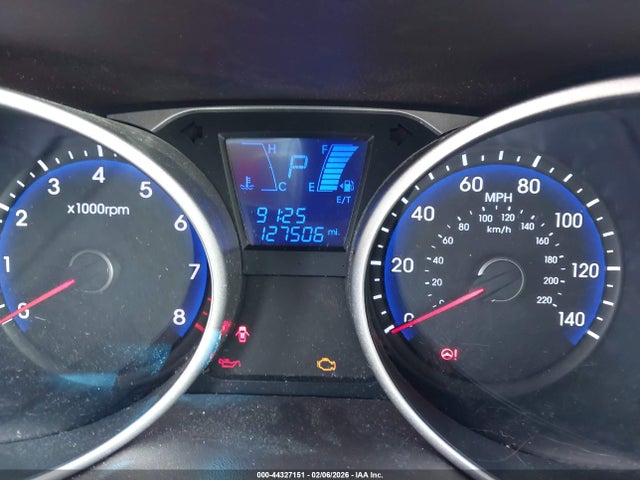 KM8JT3AF9FU100109 Hyundai TUCSON GLS