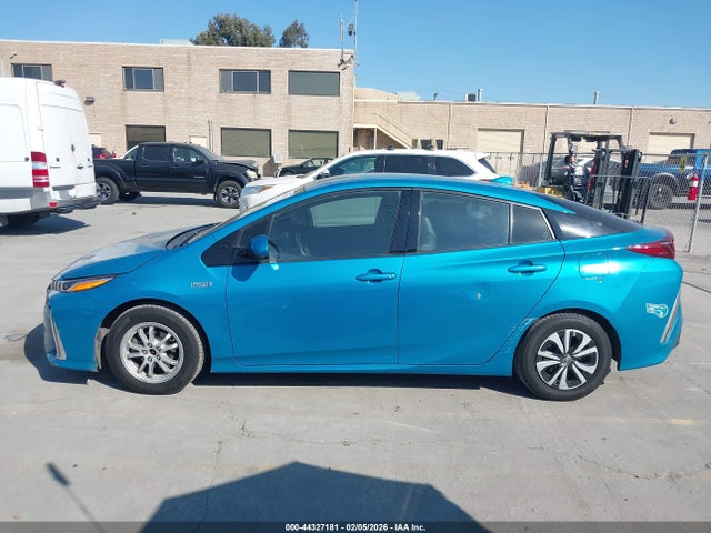 JTDKARFP3J3081803 Toyota Prius Prime Premium