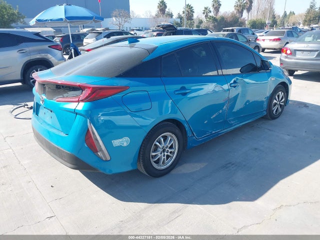 JTDKARFP3J3081803 Toyota Prius Prime Premium