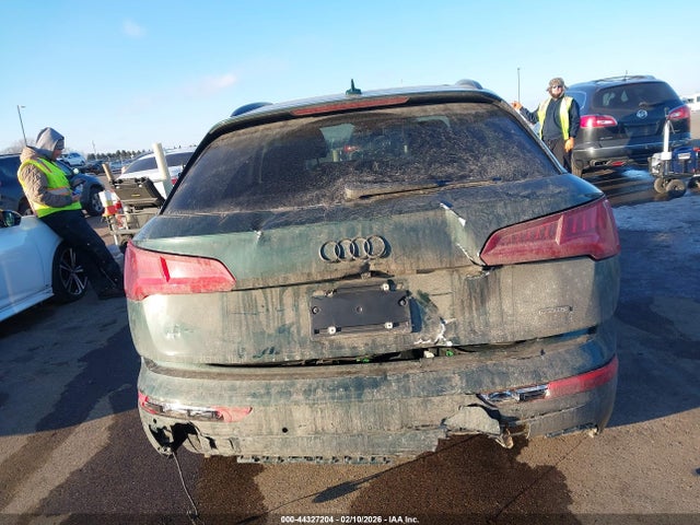 WA1BNAFY7K2101633 Audi Q5 45 Premium