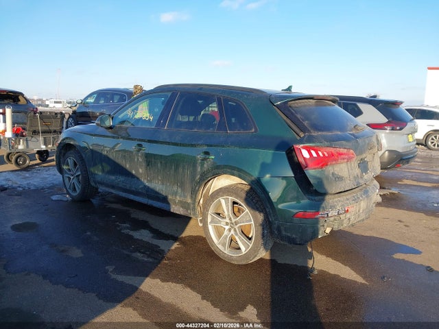 2019 AUDI Q5 WA1BNAFY7K2101633 Photo 2