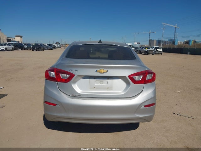 1G1BC5SM0H7162316 Chevrolet Cruze Ls Auto