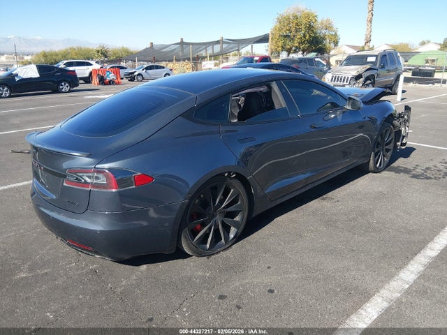 2018 TESLA MODEL S 5YJSA1E41JF245898 Photo 3