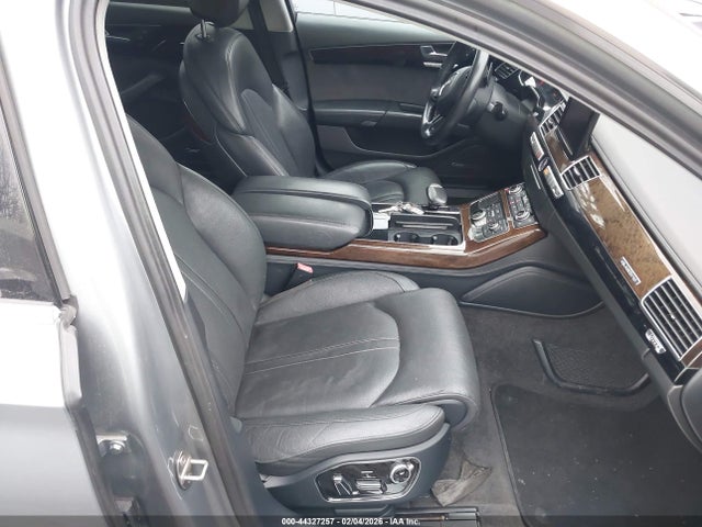 2012 AUDI A8 L WAURVAFD2CN019761 Photo 4
