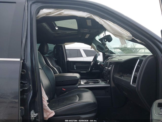44327264 :رقم المزاد ، 3C6UR5PL2JG183930 vin ، 2018 Ram 2500 Limited  4x4 6'4 Box مزاد بيع