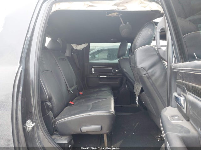 44327264 :رقم المزاد ، 3C6UR5PL2JG183930 vin ، 2018 Ram 2500 Limited  4x4 6'4 Box مزاد بيع