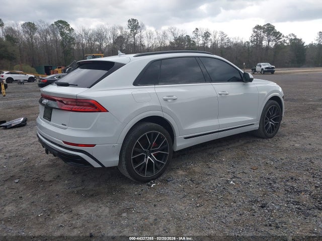 2020 Audi Q8 Premium Plus 55 Tfsi Quattro Tiptronic მანქანა იყიდება აუქციონზე, vin: WA1EVBF13LD016459, აუქციონის ნომერი: 44327285