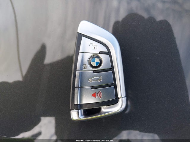 44327288 :رقم المزاد ، WBSAE0C09LBM08323 vin ، 2020 Bmw M8 Competition مزاد بيع