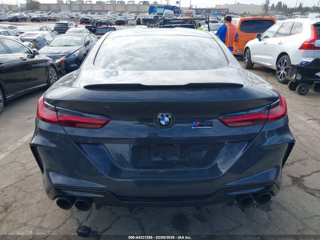 44327288 :رقم المزاد ، WBSAE0C09LBM08323 vin ، 2020 Bmw M8 Competition مزاد بيع