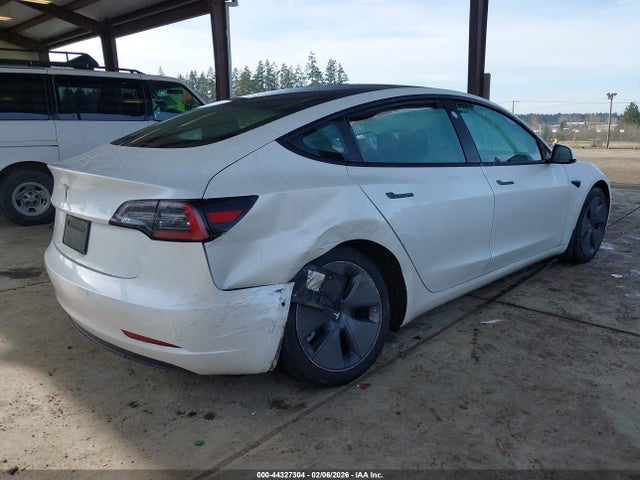 Продажа на аукционе авто 2022 Tesla Model 3 Rear-wheel Drive, vin: 5YJ3E1EA4NF155990, номер лота: 44327304