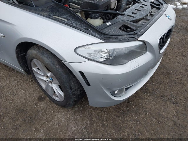 44327309 :رقم المزاد ، WBAXH5C50CDW04833 vin ، 2012 Bmw 528i Xdrive مزاد بيع