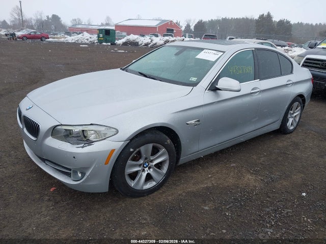 2012 BMW 528I WBAXH5C50CDW04833 Photo 1