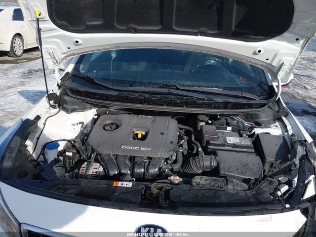 2018 Kia Forte Lx მანქანა იყიდება აუქციონზე, vin: 3KPFK4A72JE282397, აუქციონის ნომერი: 44327311
