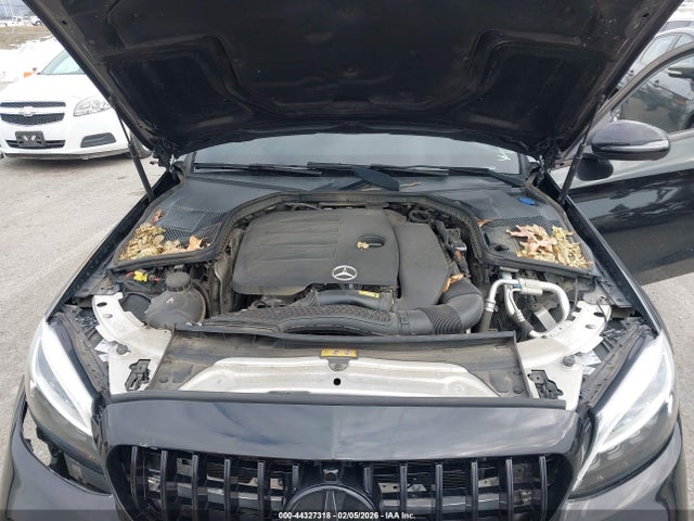 44327318 :رقم المزاد ، WDDWF8DB7LR558808 vin ، 2020 Mercedes-benz C 300 مزاد بيع